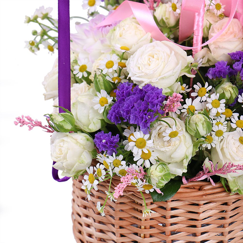 Композиция в корзине